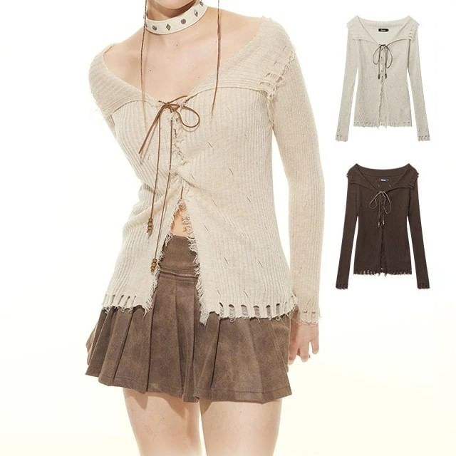 Nariele-Plain Distressed Lace-Up Front-Slit Sweater