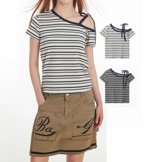Nariele-Short-Sleeve Cold Shoulder Striped Tee