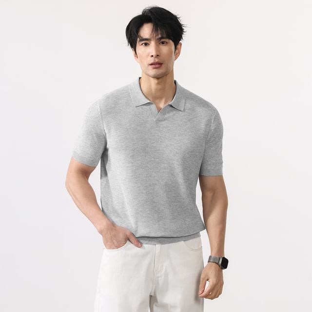 Nataro-Short-Sleeve Collared Plain Knit Top