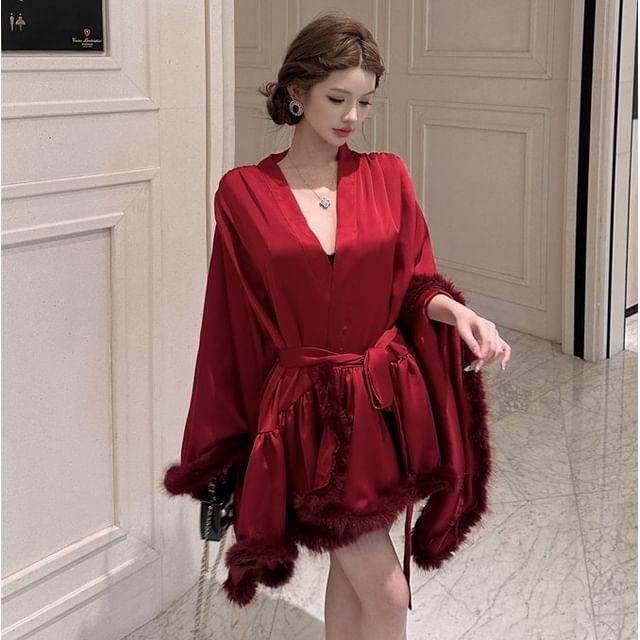 NENE-Fluffy Trim Pajama Robe