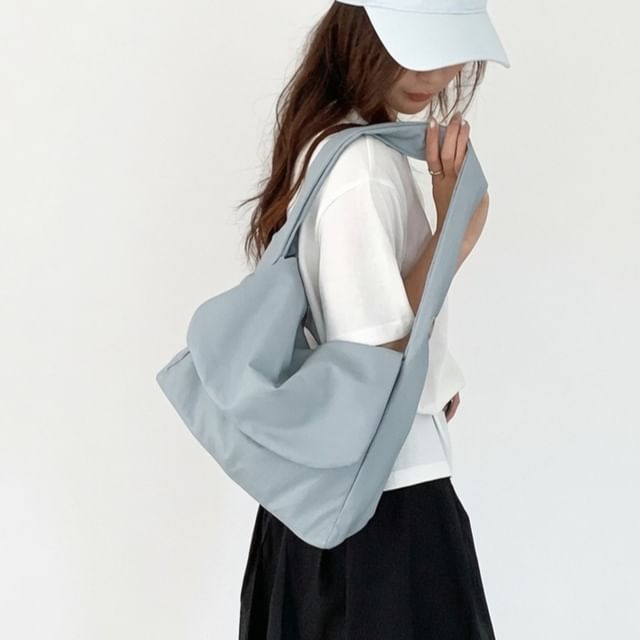 NewTown-Flap Grommet Shoulder Bag