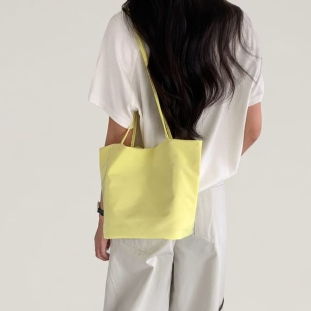 NewTown-Nylon Bucket Bag