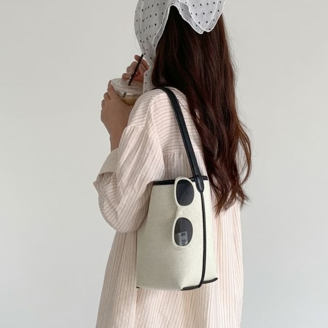 NewTown-Woven Bucket Bag