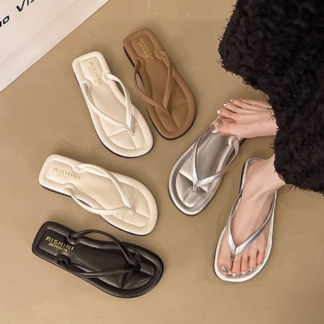Nikao-Plain Flip-flops