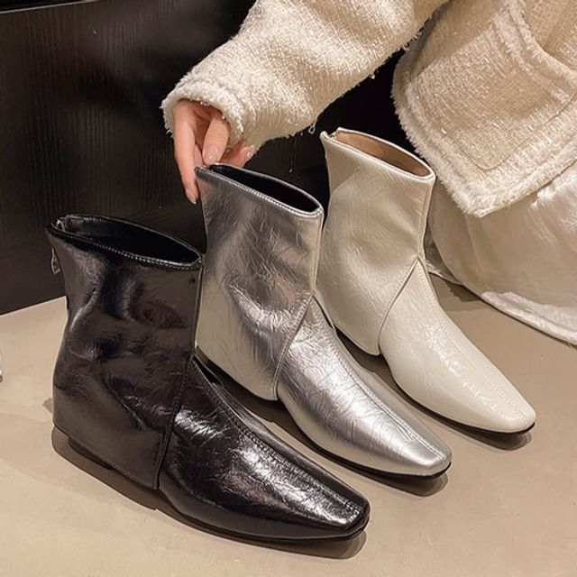 Nikao-Pointed Toe Hidden Wedge Short Boots