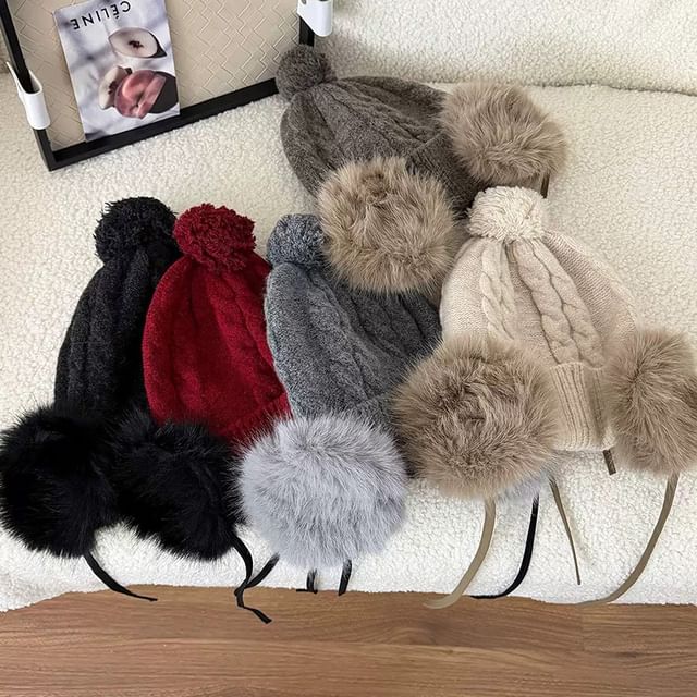 Nikifa-Fleece Pom Pom Beanie