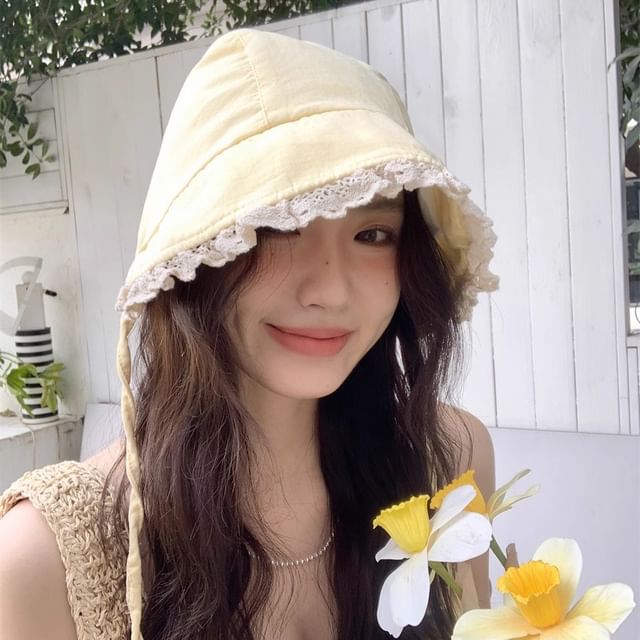 Nikifa-Lace Trim Bonnet Hat
