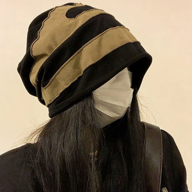Nikifa-Two Tone Panel Beanie