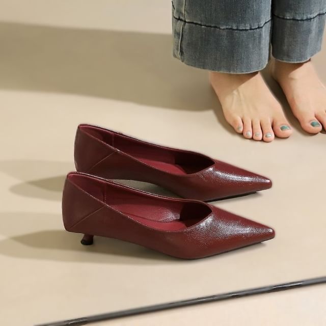 Niuna-Low Heel Pointy Toe Pumps