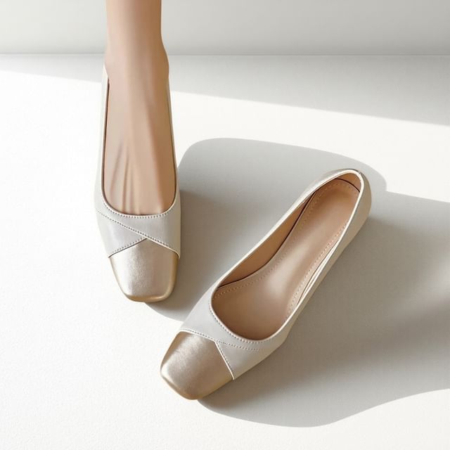 Niuna-Panel Square Toe Block Heel Pumps