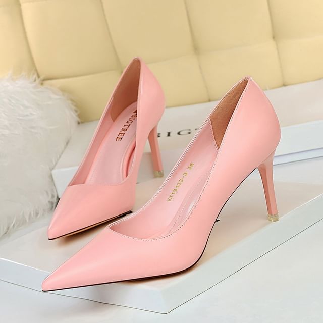 Niuna-Pointed Stiletto Pumps
