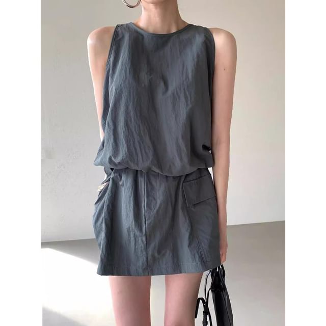 Odestra-Set Sleeveless Plain Top Mini Skirt