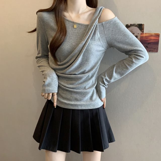 OGAWA-Mock Two-Piece Long-Sleeve Cold Shoulder Plain Top