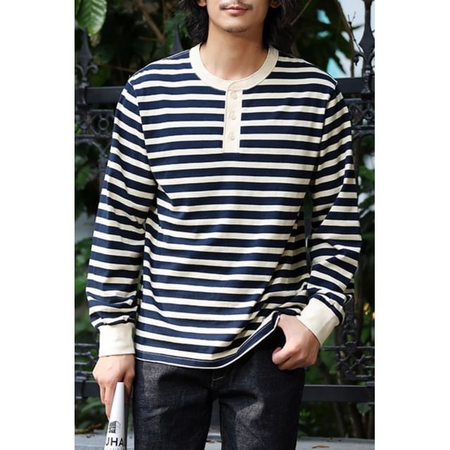 OKONKWO-Henley Striped Sweatshirt