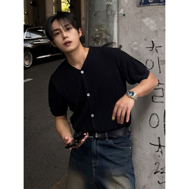 Okwano-Button-Down V-Neck Knit T-Shirt