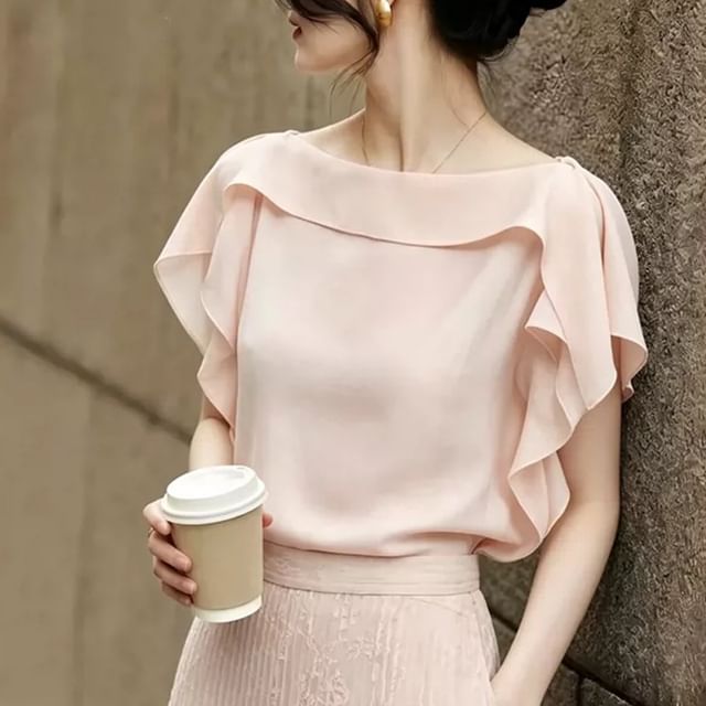 Omibayo-Short-Sleeve Boat Neck Plain Ruffle Blouse