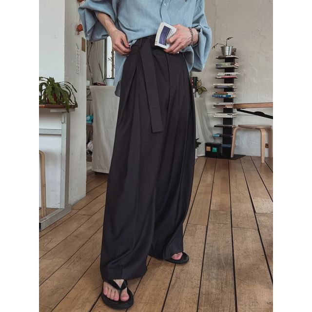Omozando-Mid Rise Plain Pleated Wide Leg Pants