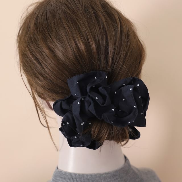 Ordinario-Dotted Ruffle Scrunchie