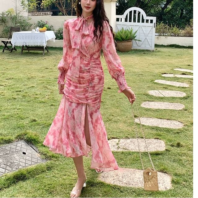 palajana - Long-Sleeve V-Neck Floral Ruched Slit Midi Bodycon Dress |  YesStyle