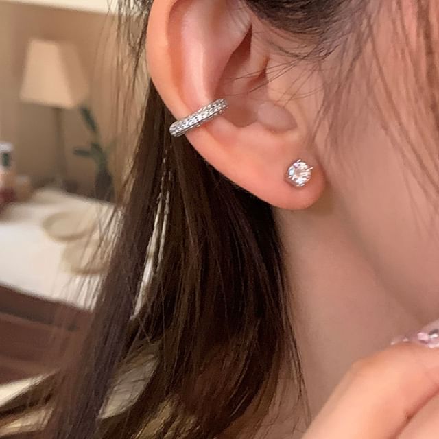 Panda Dama-CZ Ear Cuff
