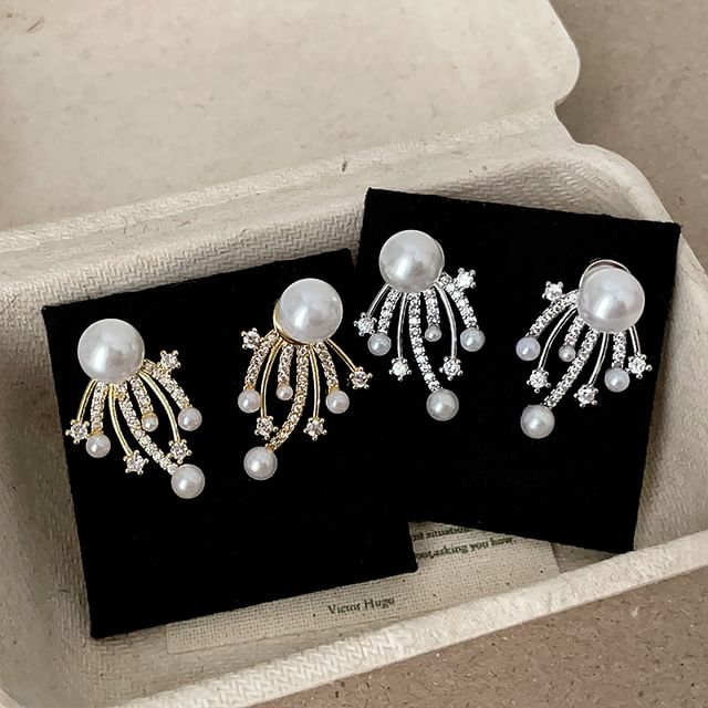 Panda Dama-CZ Faux Pearl Firework Stud Earring