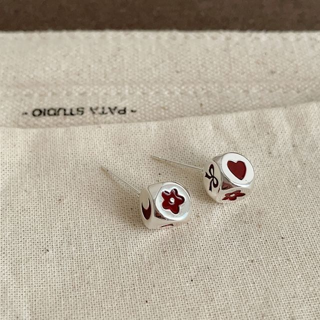 Panda Dama-Dice Glaze Stud Earring