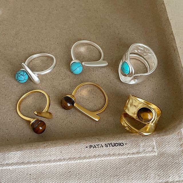 Panda Dama-Gemstone Bead Ring