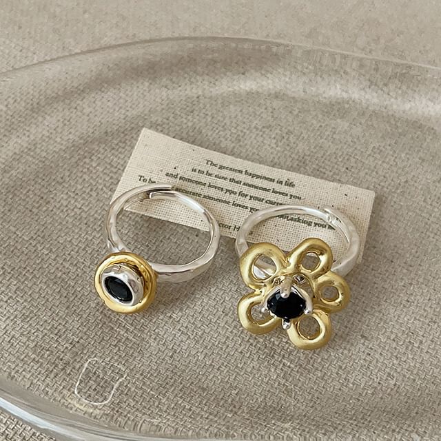 Panda Dama-Hollow Gemstone Ring