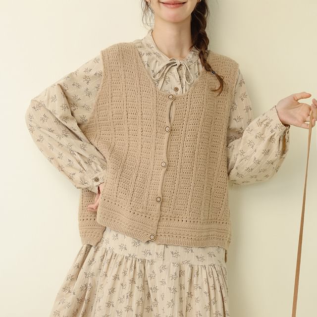 PANDAGO-Scoop Neck Perforated Button-Up Plain Sweater Vest