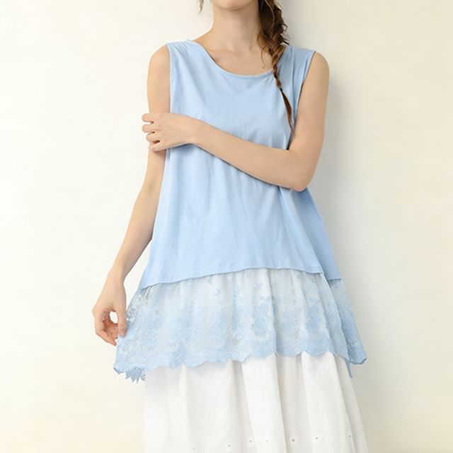 PANDAGO-Sleeveless Crewneck Lace Panel Plain Top