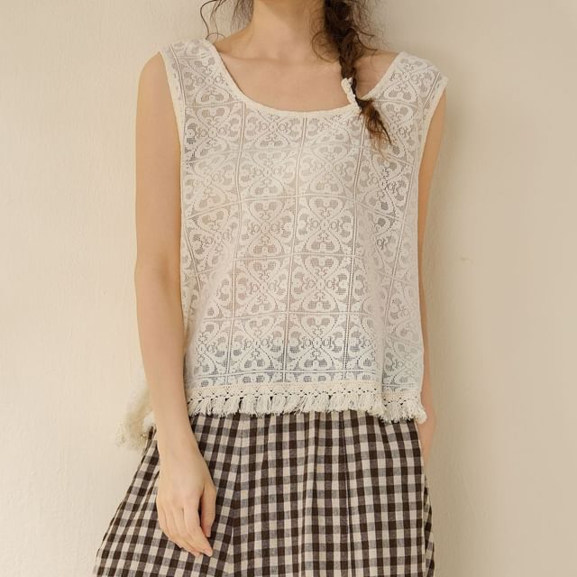 PANDAGO-Sleeveless Lace Fringed Top