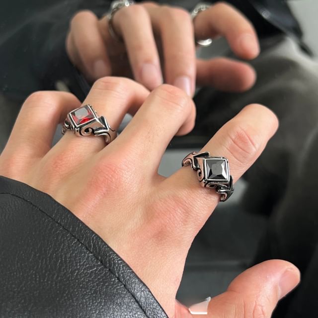 PANGU-Gemstone Engraved Ring