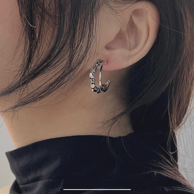 PANGU-Layered Hoop Earring