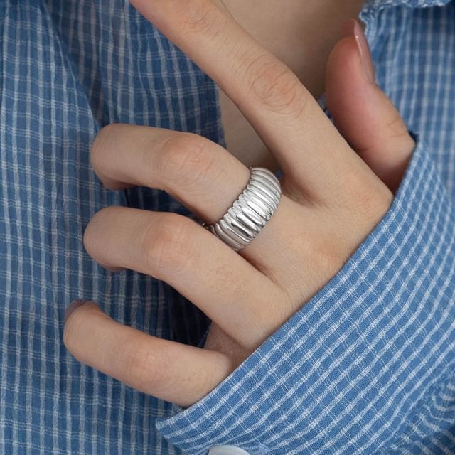PANGU-Ribbed Open Ring