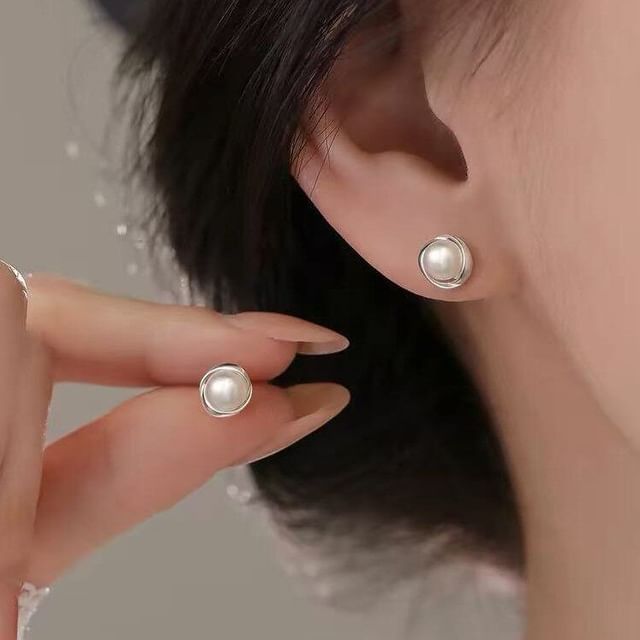 Parskletie-Faux Pearl Stud Earring