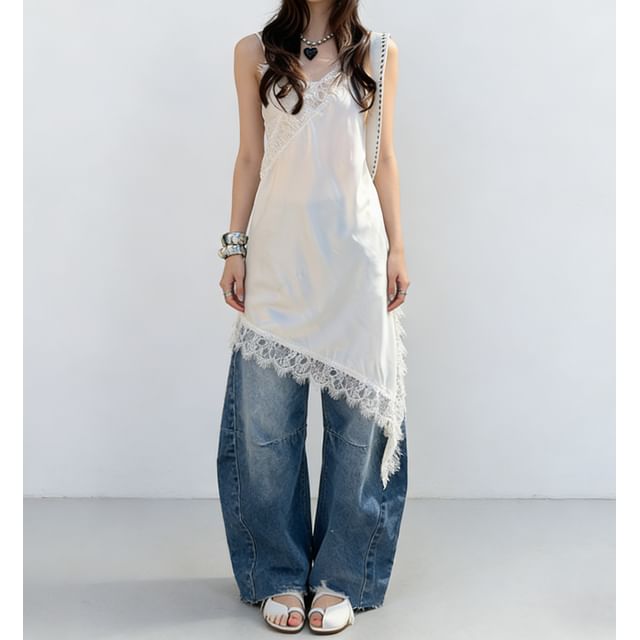 PERKARP-Spaghetti Strap V-Neck Asymmetrical Lace Panel Slit Shift Dress