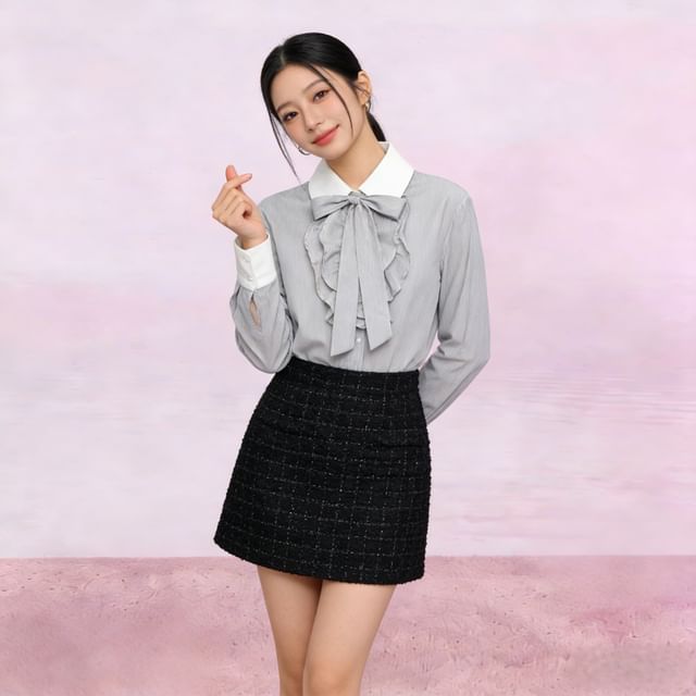 Petit Lace-Long-Sleeve Collared Pinstriped Button Up Shirt