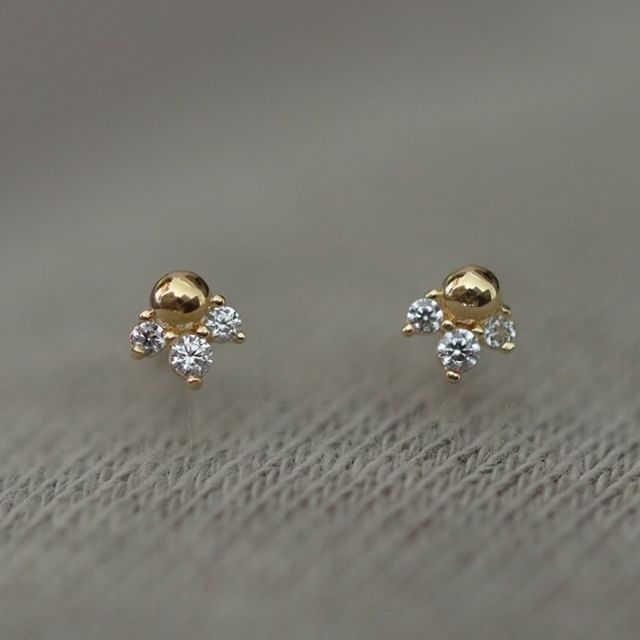 Phoenoa-925 Sterling Silver Rhinestone Stud Earring