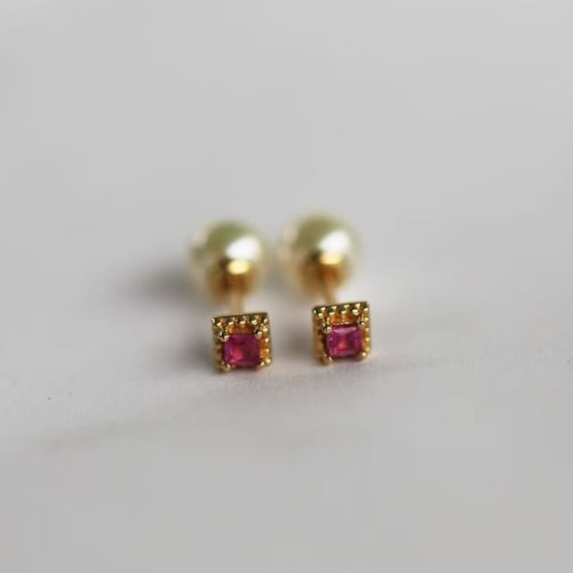 Phoenoa-925 Sterling Silver Rhinestone Stud Earring