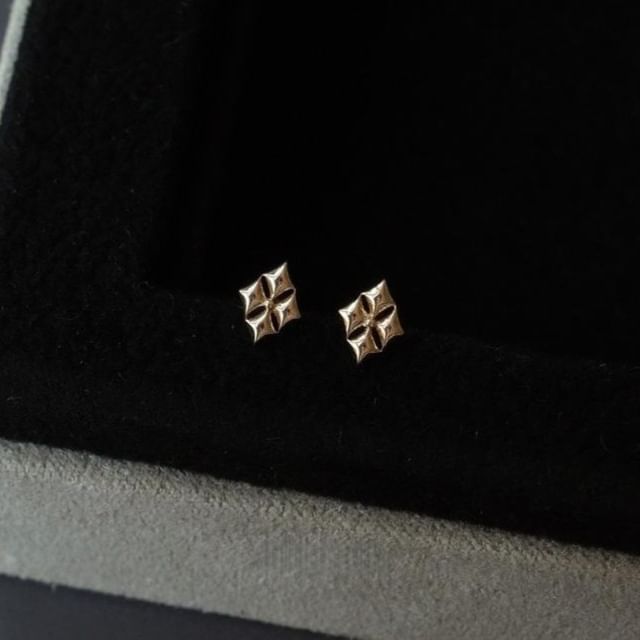 Phoenoa-925 Sterling Silver Rhombus Stud Earring