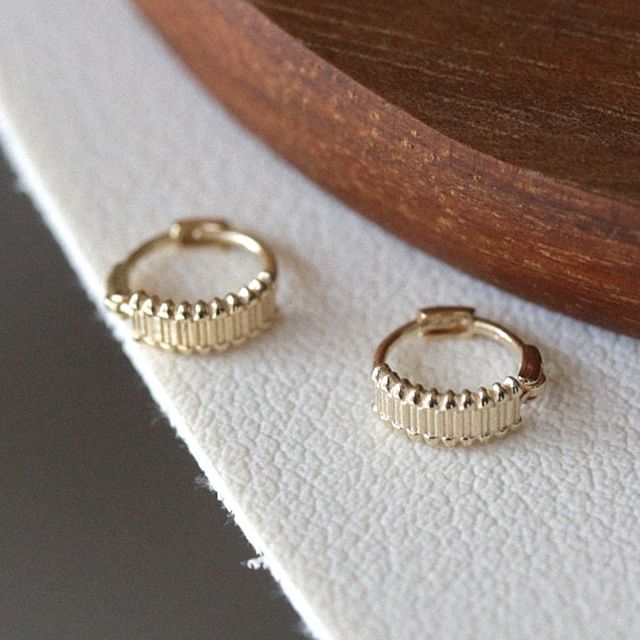 Phoenoa-925 Sterling Silver Textured Huggie Earring