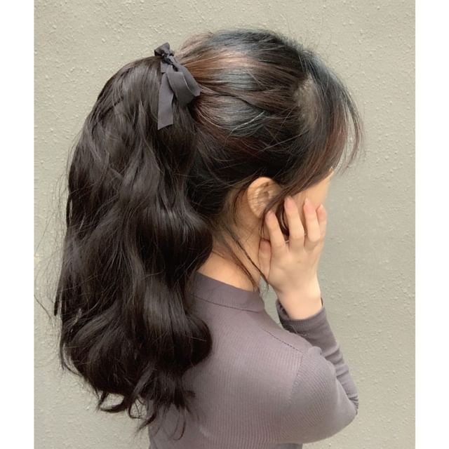 Pin Show-Wavy Hair Fringe
