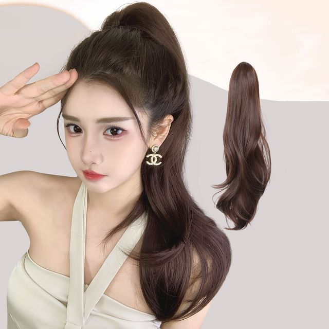 Pin Show-Wavy Ponytail Extension