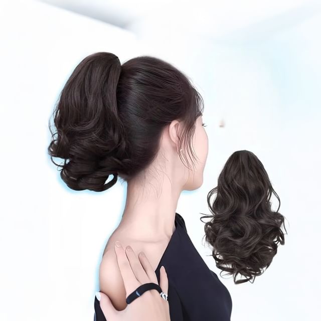 Pin Show-Wavy Ponytail