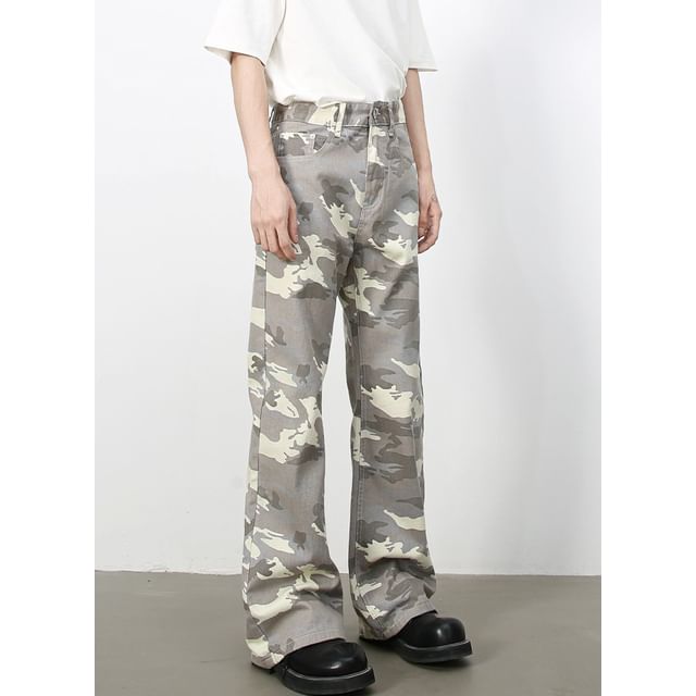 pinkdropper-Mid Rise Camo Print Washed Flared Jeans