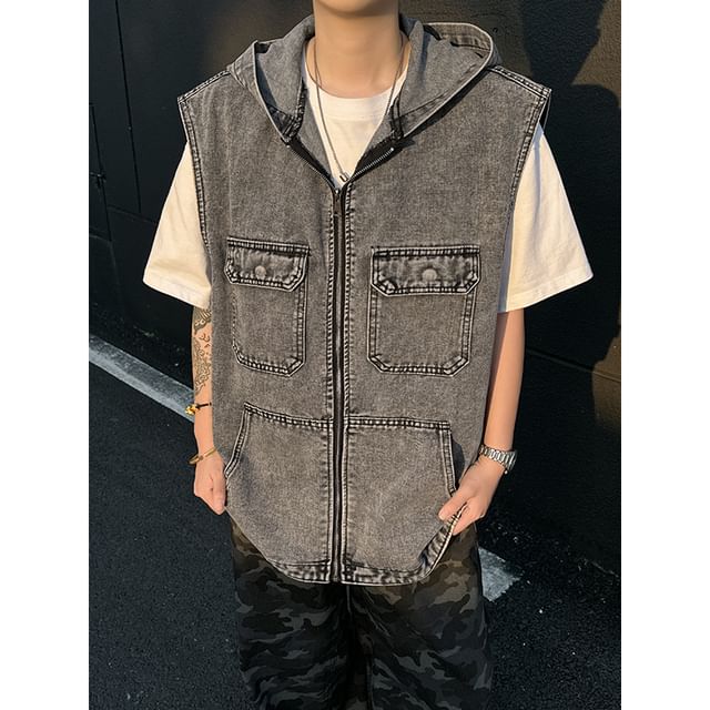 Plummie-Hooded Washed Denim Zip Vest
