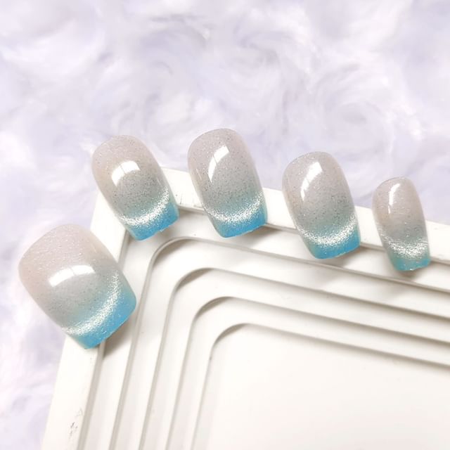Pristella-Gradient Cat Eye Squoval Press On Nail