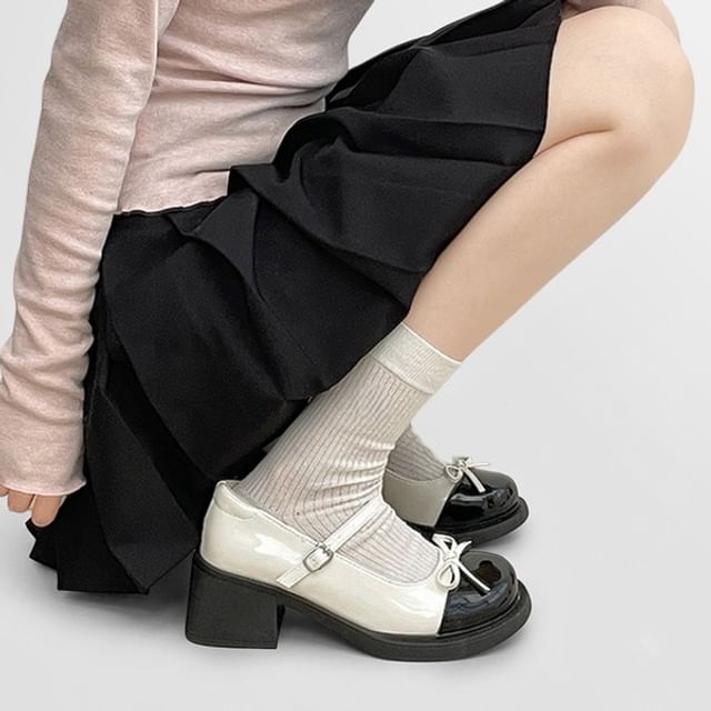 Queen Zoo-Cap Toe Platform Bow Block Heel Mary Jane Pumps