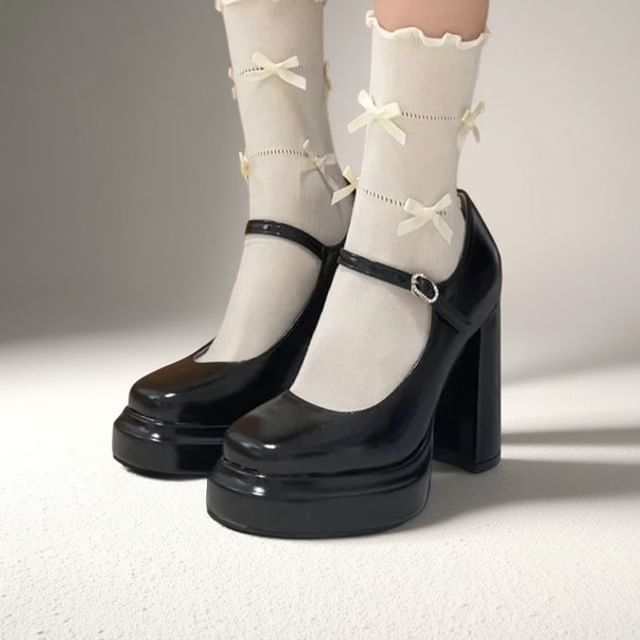 Queen Zoo-Chunky Heel Plain Mary Jane Pumps