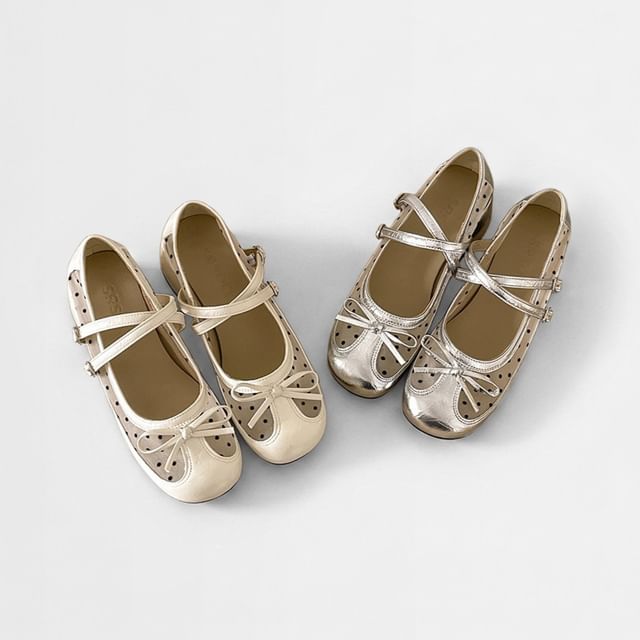 Queen Zoo-Dotted Bow Panel Mesh Mary Jane Pumps